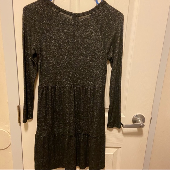 “Art Class” Dress - Picture 2 of 6